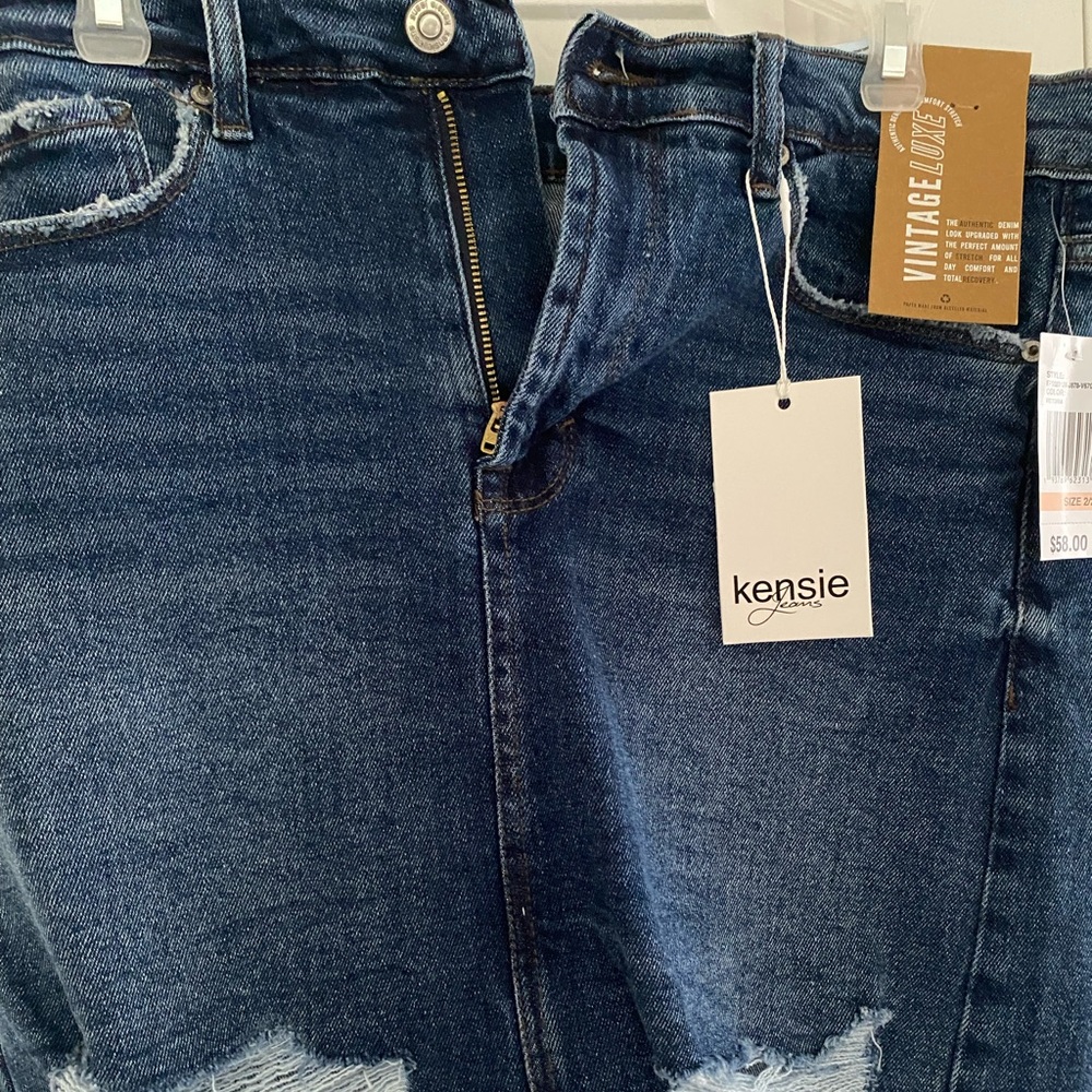 Kensie Women's High Rise Dark Blue mini skirt. Size 2 stretchy